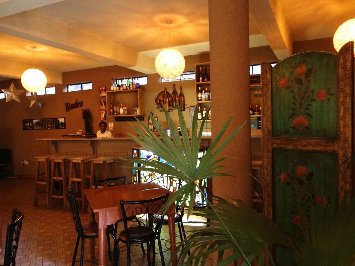 Ikweta Country Inn Maua Kaathene Kültér fotó